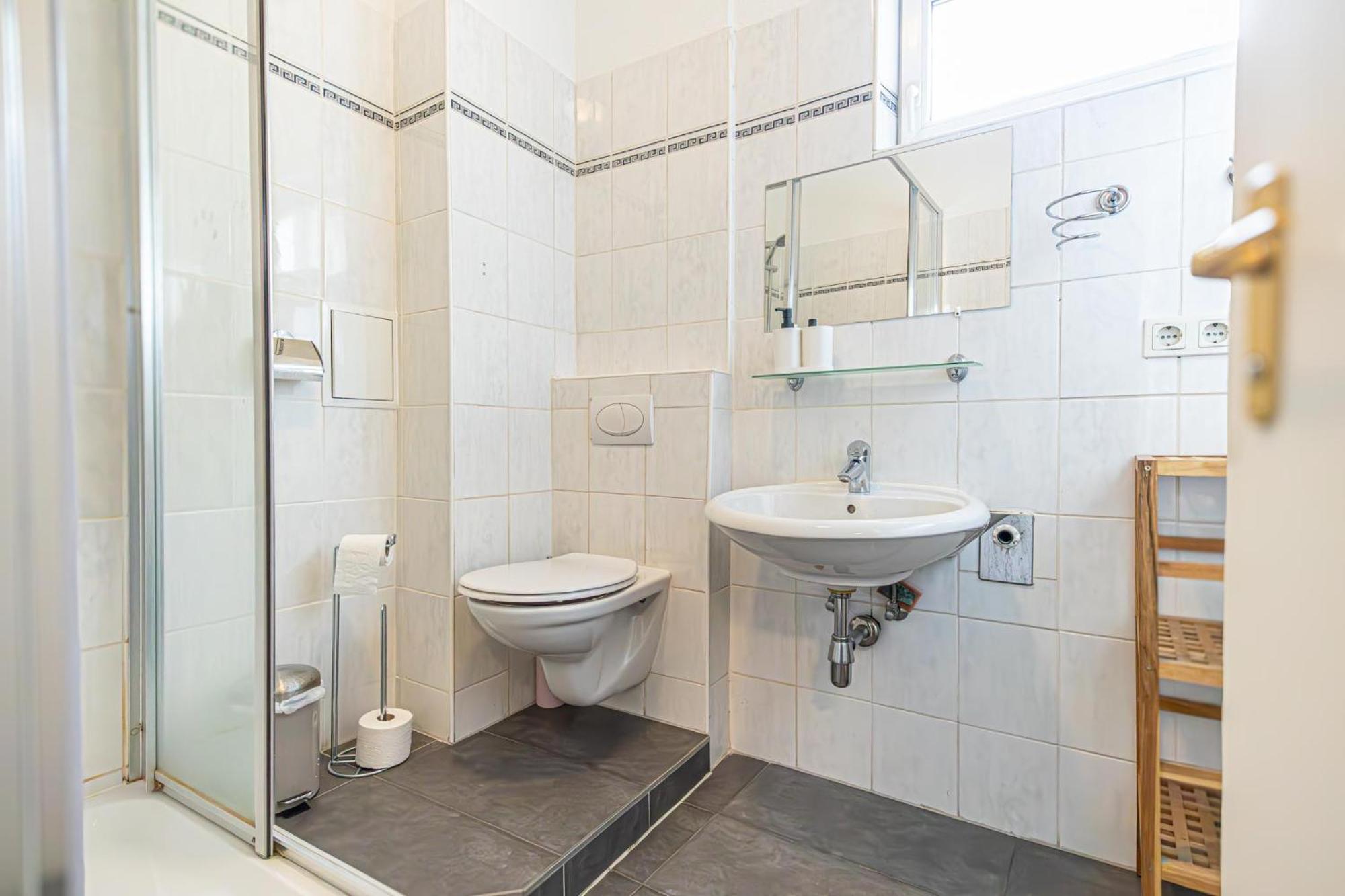 City Comfort Modern 1Br For Couples And Friends Wien Eksteriør billede